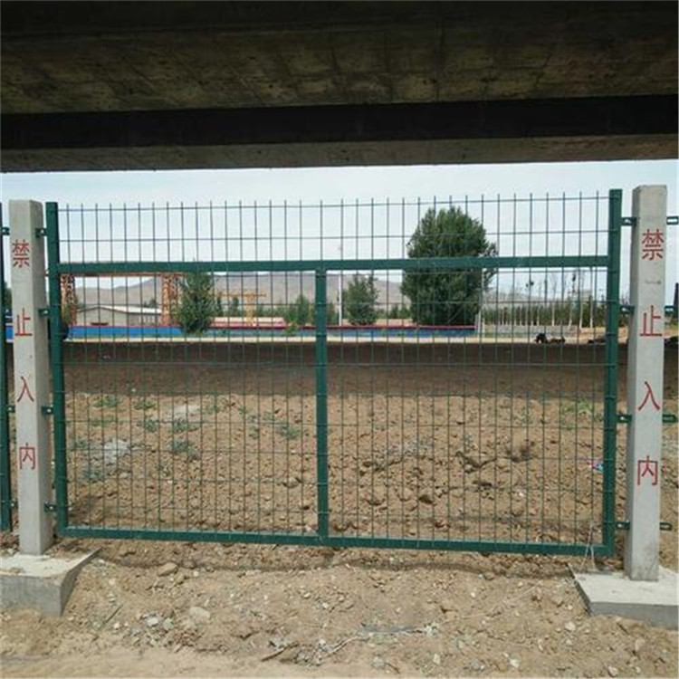 鐵路線路防護柵欄金屬網片圖片3