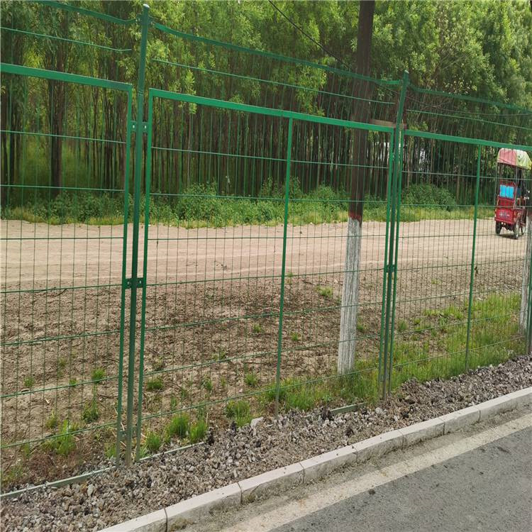 畜牧業場地護欄網圖片2