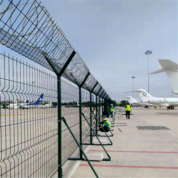 熱浸鋅飛機場護欄網圖片1