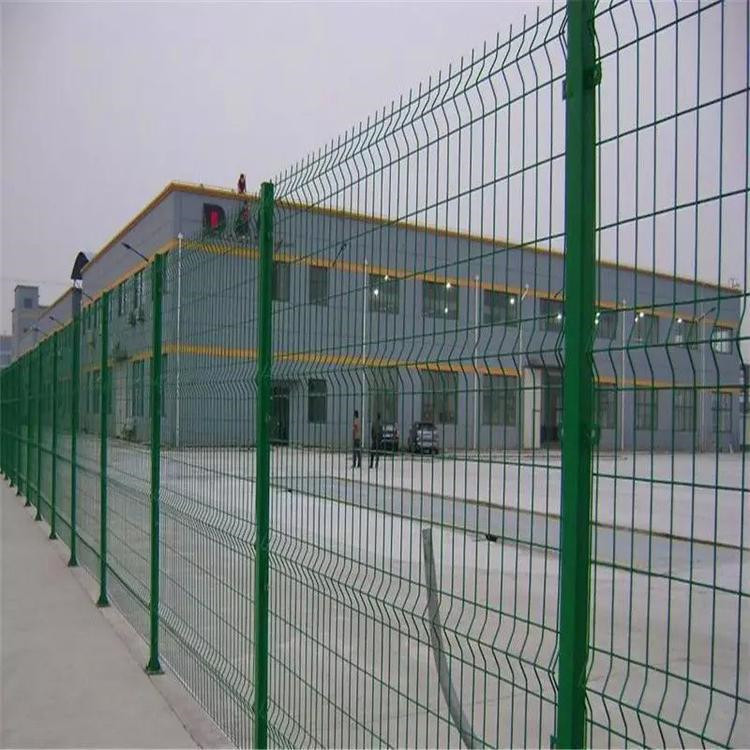 停車場折彎護(hù)欄圖片3